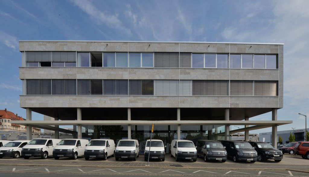 Energetische Sanierung Autohaus Pillenstein